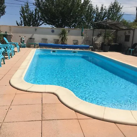 Le Clos Des Gites, Maisons De Vacances, * Châteauneuf-Val-Saint-Donat