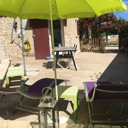 Le Clos Des Gites, Maisons De Vacances, * Châteauneuf-Val-Saint-Donat