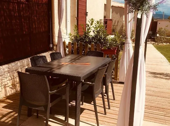 Le Clos Des Gites, Maisons De Vacances, Дом отдыха