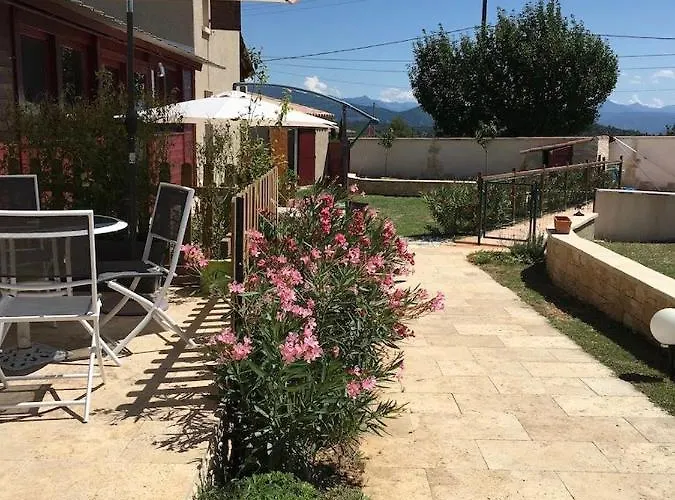 Дом отдыха Le Clos Des Gites, Maisons De Vacances, *