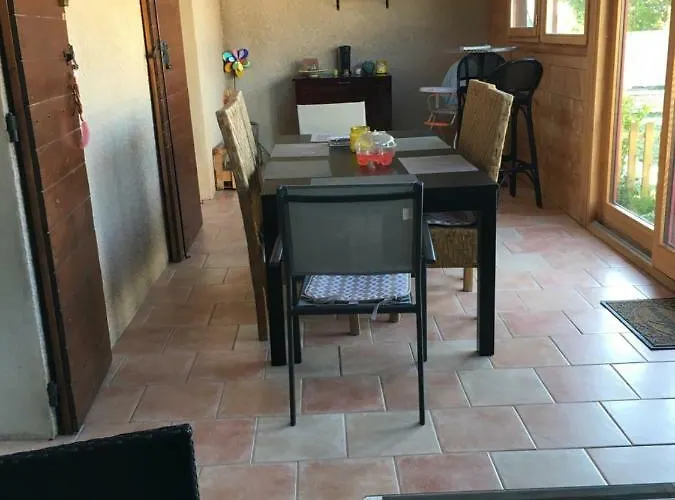 Le Clos Des Gites, Maisons De Vacances, Дом отдыха