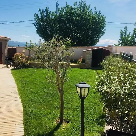 Le Clos Des Gites, Maisons De Vacances, * Chateauneuf-Val-Saint-Donat