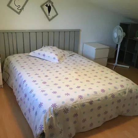 Le Clos Des Gites, Maisons De Vacances, * Châteauneuf-Val-Saint-Donat